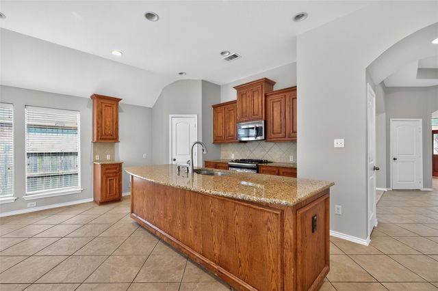 13414 Moonlit Lake Lane, Pearland, TX 77584