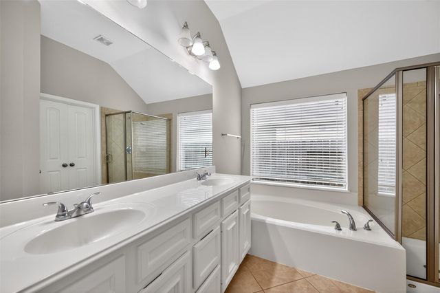 13414 Moonlit Lake Lane, Pearland, TX 77584