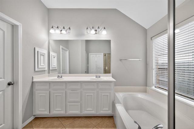 13414 Moonlit Lake Lane, Pearland, TX 77584