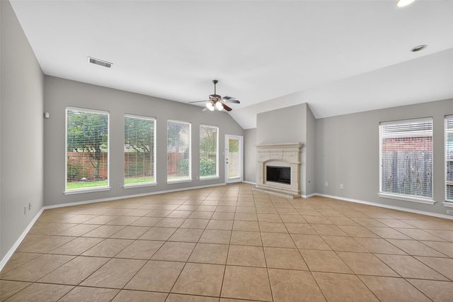 13414 Moonlit Lake Lane, Pearland, TX 77584