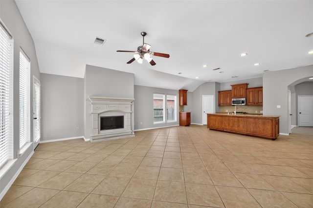 13414 Moonlit Lake Lane, Pearland, TX 77584