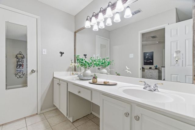 3912 Periwinkle Drive, Fort Worth, TX 76137