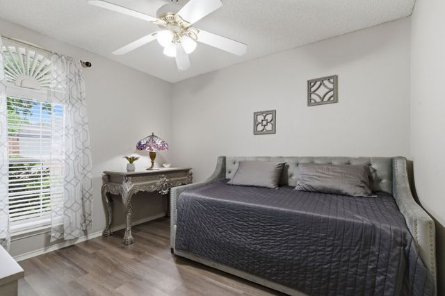 3912 Periwinkle Drive, Fort Worth, TX 76137