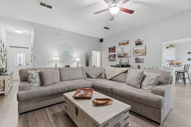 3912 Periwinkle Drive, Fort Worth, TX 76137