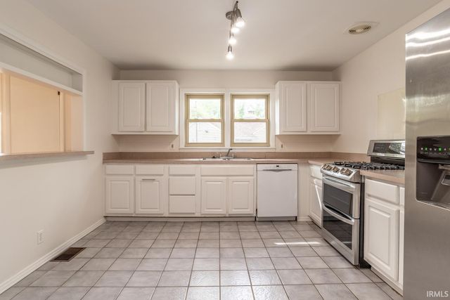 1017 S Mitchell Street, Bloomington, IN 47401