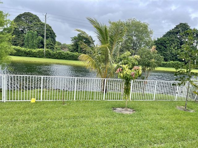 12841 Country Glen Drive, Cooper City, FL 33330