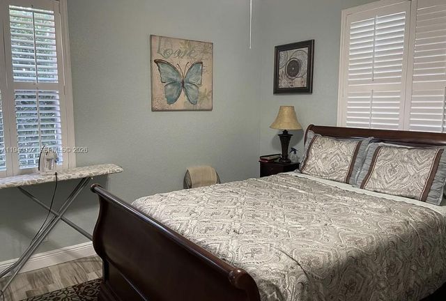 12841 Country Glen Drive, Cooper City, FL 33330