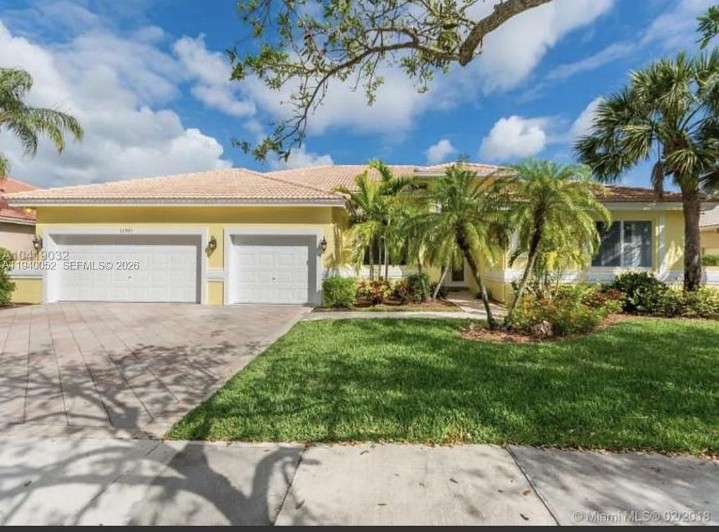 12841 Country Glen Drive, Cooper City, FL 33330