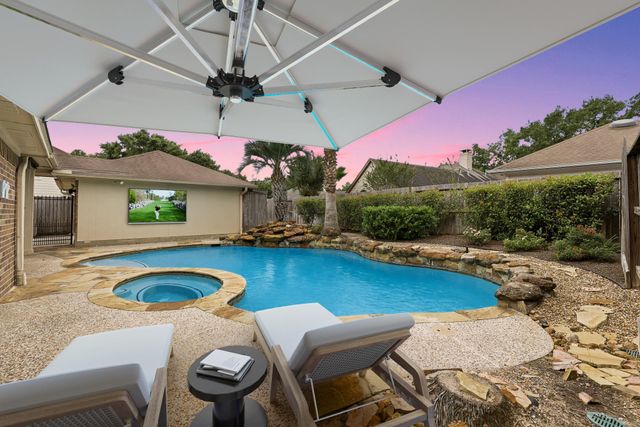 8115 Copper Shore Circle, Houston, TX 77095