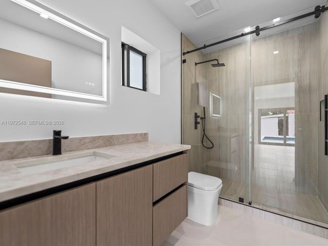 1221 Biarritz Dr, Miami Beach, FL 33141