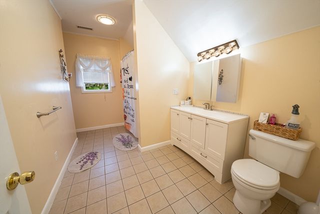2 Chelmsford Street, Methuen, MA 01844