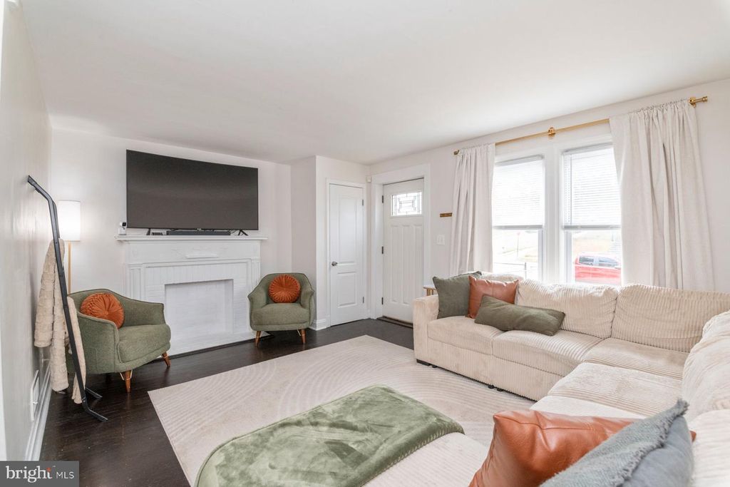 3588 DUDLEY AVE, Baltimore, MD 21213