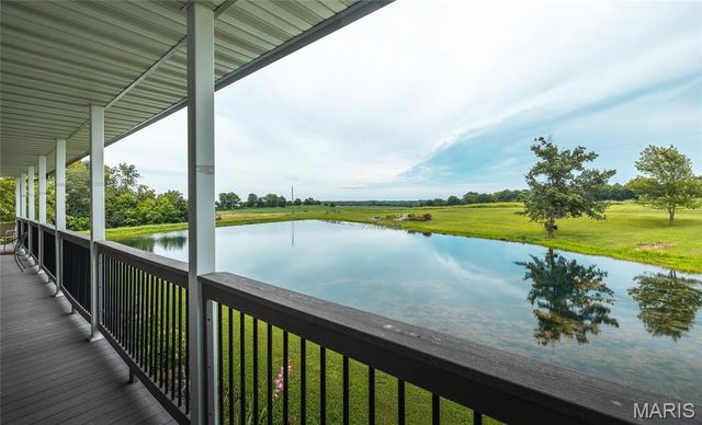 14305 hwy F, Canton, MO 63435