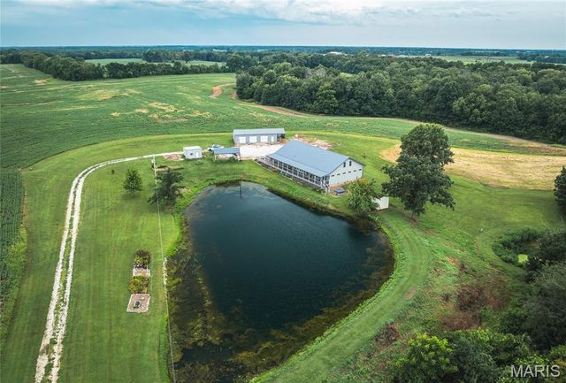 14305 hwy F, Canton, MO 63435