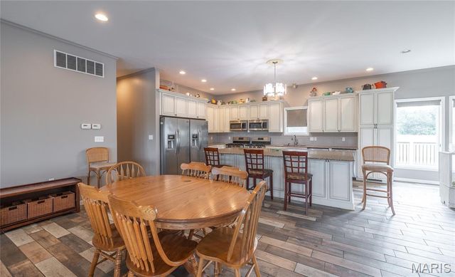 14305 hwy F, Canton, MO 63435