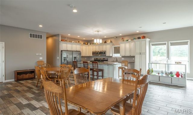 14305 hwy F, Canton, MO 63435