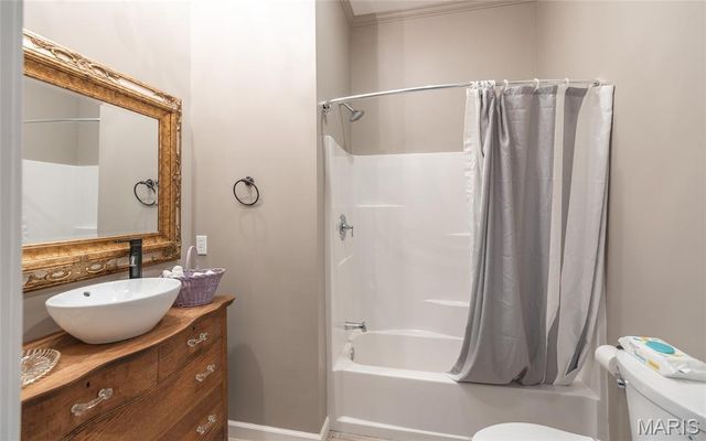 14305 hwy F, Canton, MO 63435