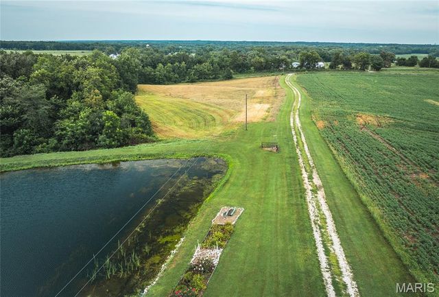 14305 hwy F, Canton, MO 63435