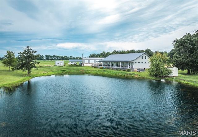 14305 hwy F, Canton, MO 63435