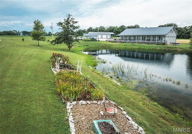 14305 hwy F, Canton, MO 63435