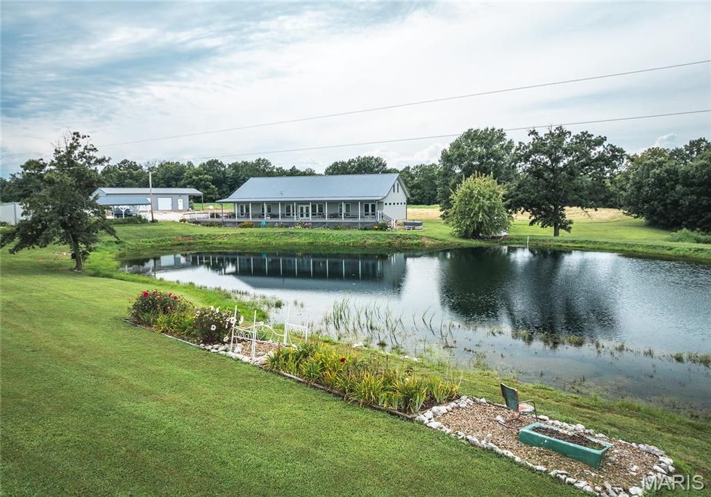 14305 hwy F, Canton, MO 63435