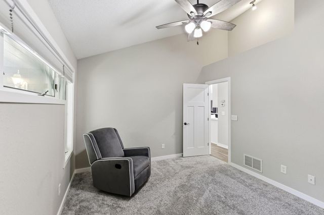 140 Dahlia Street, Mahtomedi, MN 55115