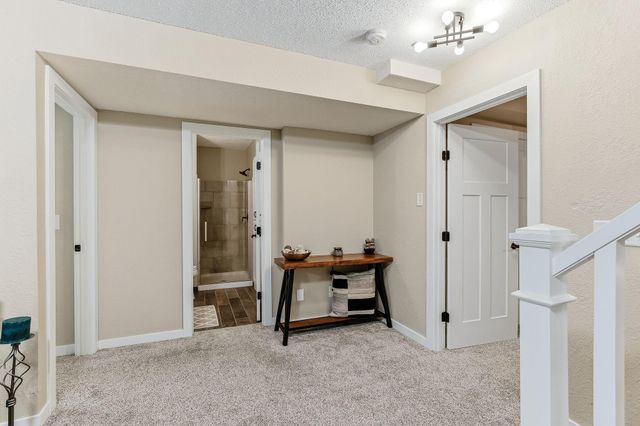 140 Dahlia Street, Mahtomedi, MN 55115