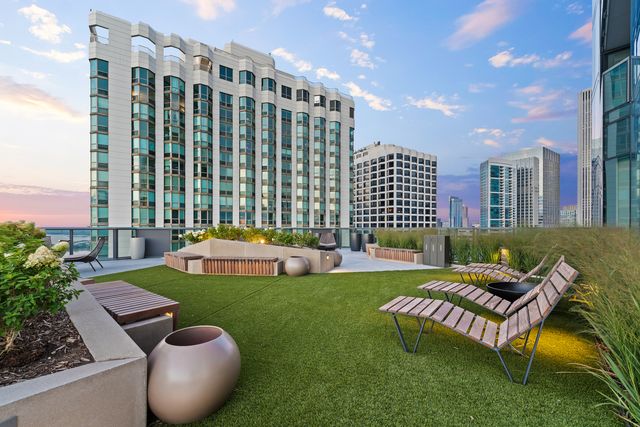 211 N Harbor Drive 2607, Chicago, IL 60601