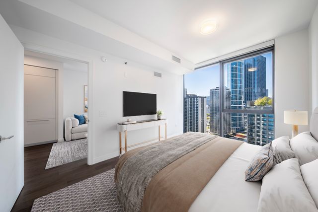 211 N Harbor Drive 2607, Chicago, IL 60601