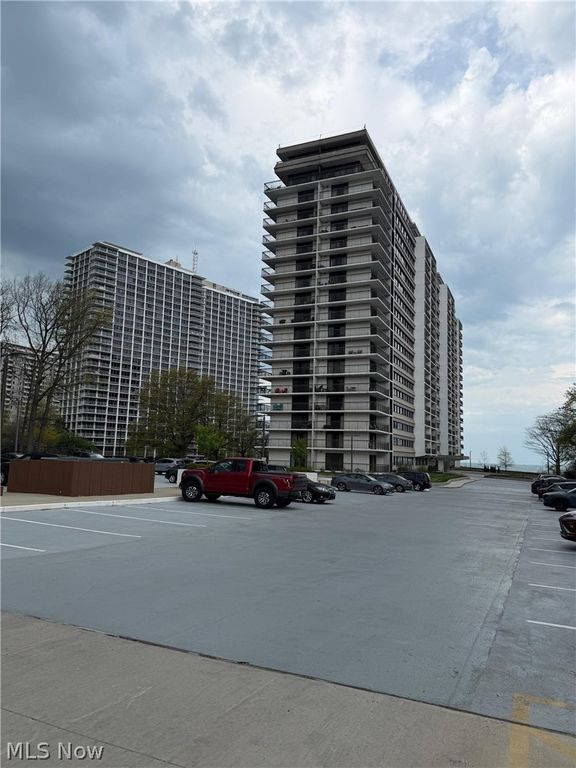 12550 Lake Avenue 1705, Lakewood, OH 44107
