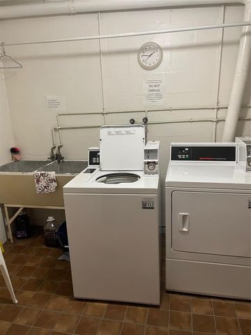 5880 38TH AVENUE N 209, St Petersburg, FL 33710