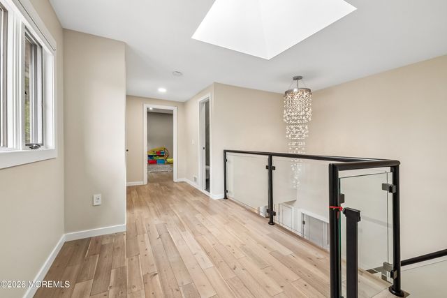 20 Sunrise Circle, Holmdel, NJ 07733