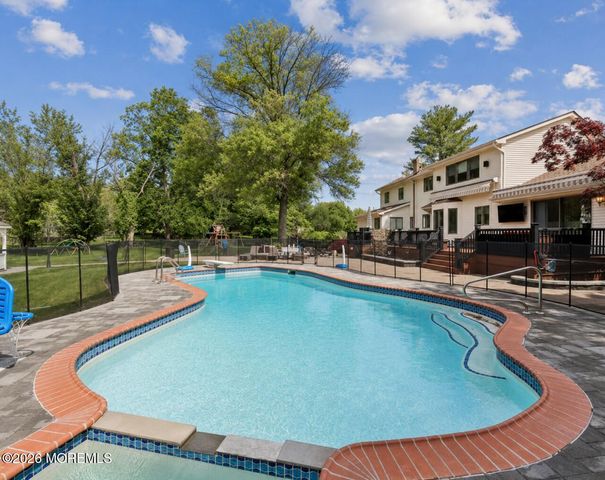 20 Sunrise Circle, Holmdel, NJ 07733