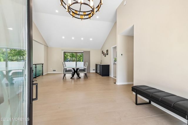 20 Sunrise Circle, Holmdel, NJ 07733