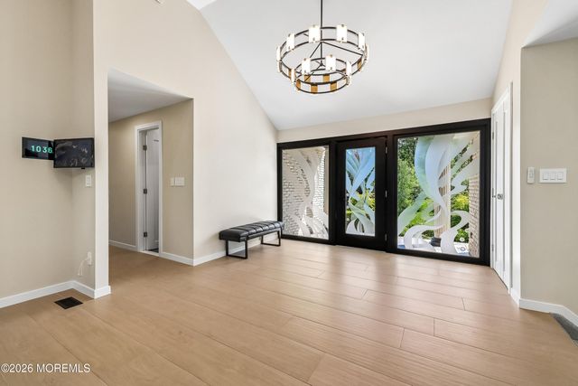 20 Sunrise Circle, Holmdel, NJ 07733