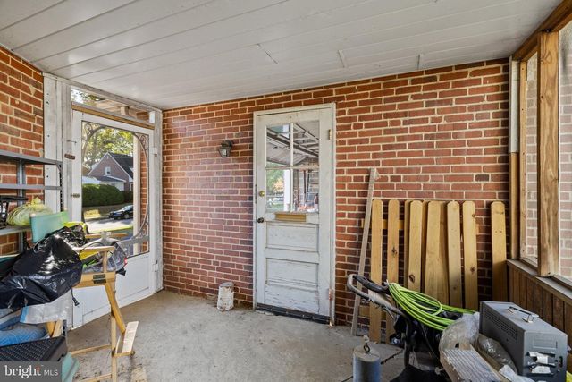 182 S NORWINDEN DR, Springfield, PA 19064