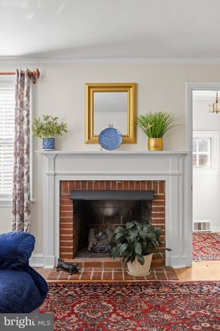 182 S NORWINDEN DR, Springfield, PA 19064