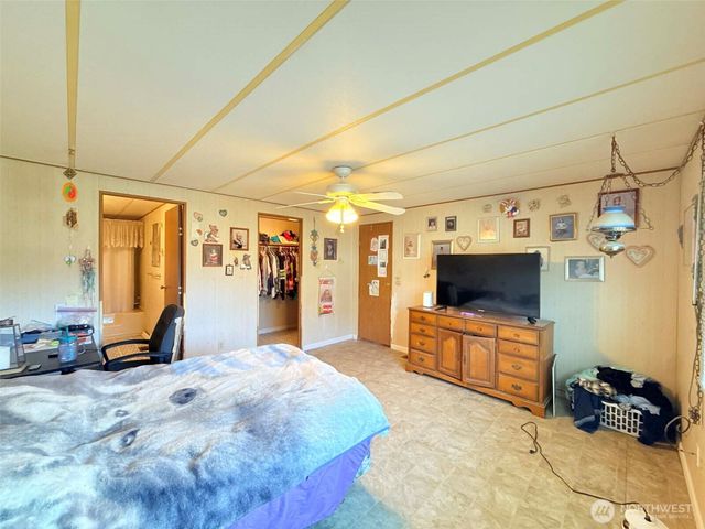 34 Meadowood Drive, Elma, WA 98541