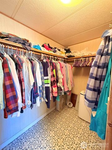 34 Meadowood Drive, Elma, WA 98541