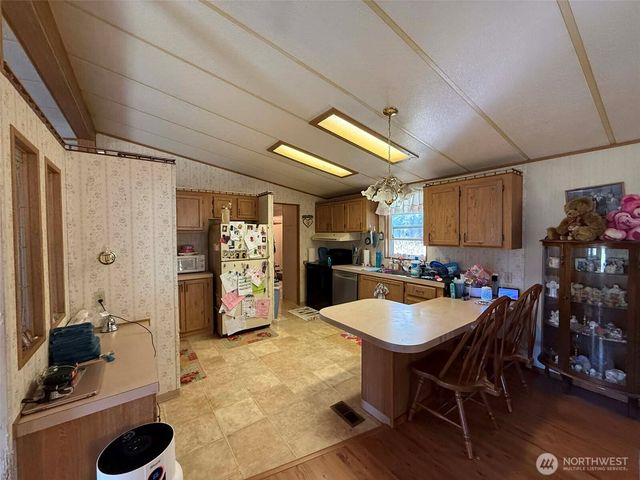 34 Meadowood Drive, Elma, WA 98541