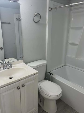 1106 50TH AVENUE DRIVE W, Bradenton, FL 34207