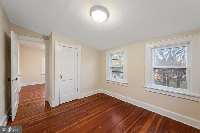 1006 S CAMERON ST, Winchester, VA 22601