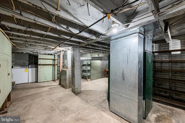 1006 S CAMERON ST, Winchester, VA 22601