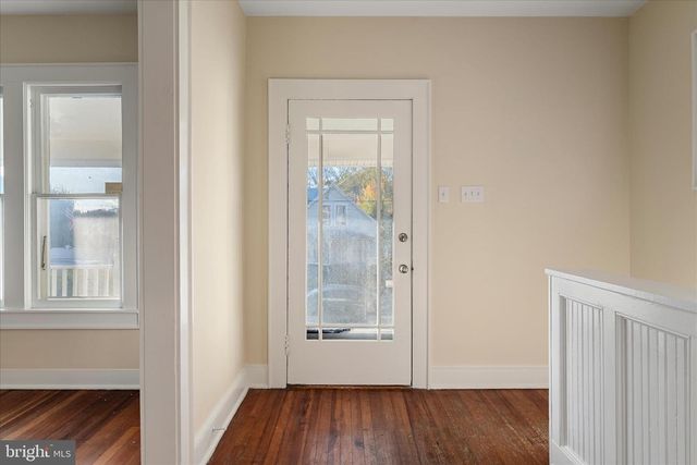 1006 S CAMERON ST, Winchester, VA 22601