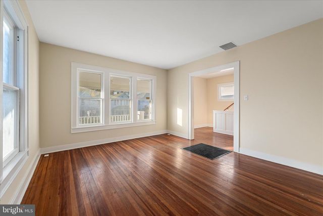 1006 S CAMERON ST, Winchester, VA 22601