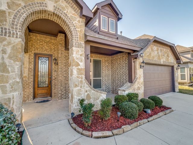 4320 Evening Sun Drive, Mesquite, TX 75181