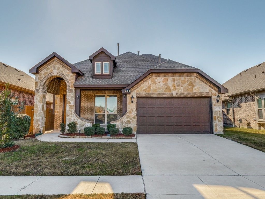 4320 Evening Sun Drive, Mesquite, TX 75181