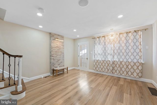 6027 WOODCREST AVE, Philadelphia, PA 19131