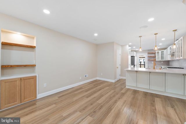 6027 WOODCREST AVE, Philadelphia, PA 19131