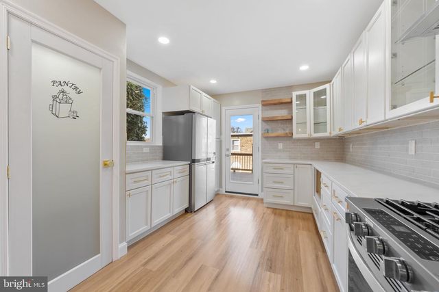 6027 WOODCREST AVE, Philadelphia, PA 19131